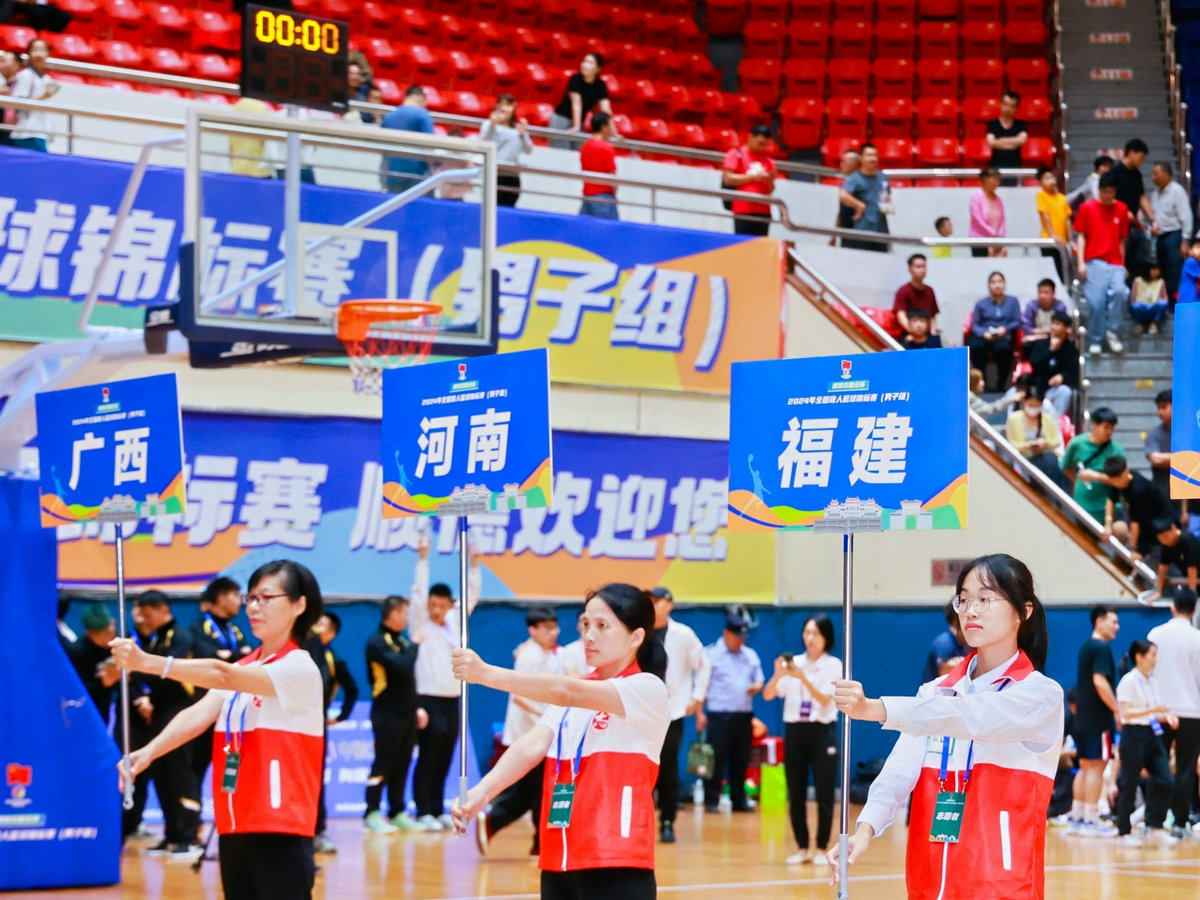 右眼新聞：無聲的賽場，默默的服務