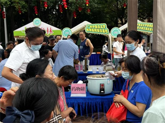 勒醫傳承中醫絕活，弘揚中醫文化