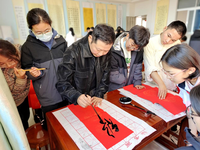 翰墨勒流 薪火相傳|廖藝波：縱情翰墨的“書癡”