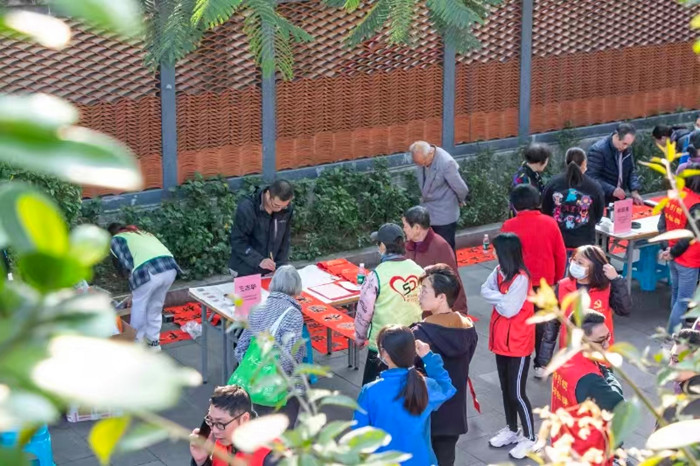到上佳市接“福”紅紅火火！街坊贊“用心暖心”
