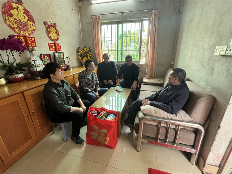 春節前暖心慰問，龍江老兵收到了