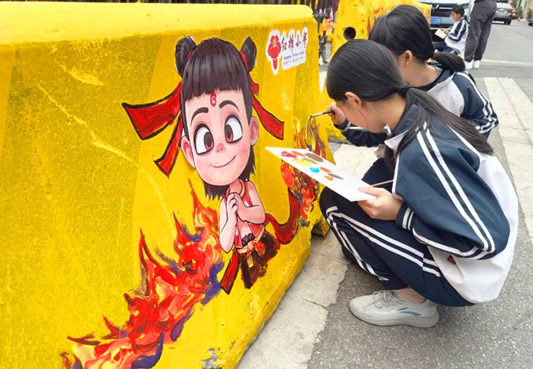 好颯啊！哪吒“飛”到樂從紅棉小學
