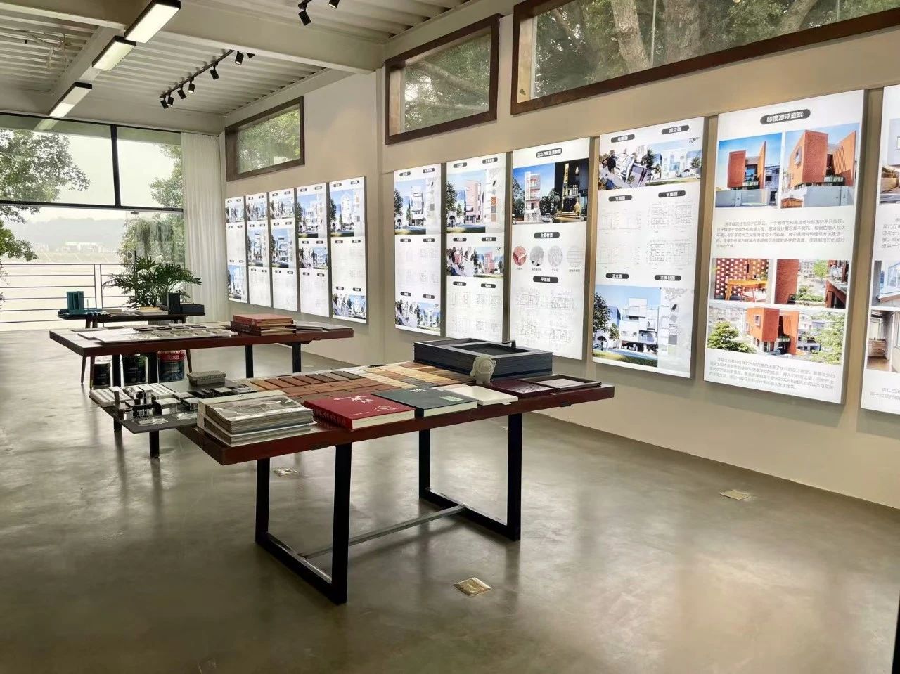 龍江：自建房工作坊配有AI+人工雙功能服務