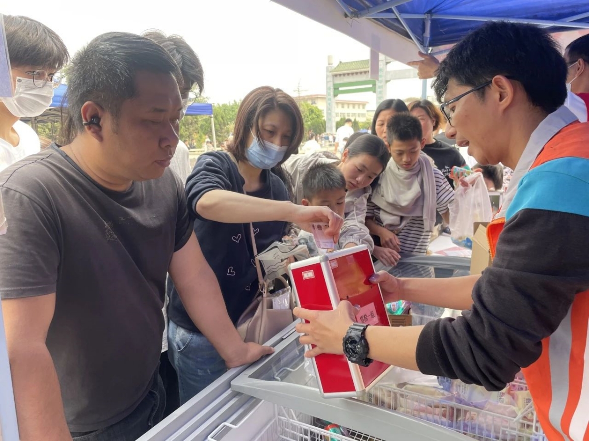 清明新風尚：樂從鮮花義賣善行不停步！