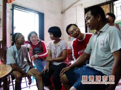 交不起學費，三洲兩位學生獲社會支持