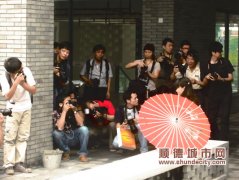 想學(xué)攝影，市民在文化站可免費(fèi)聽課