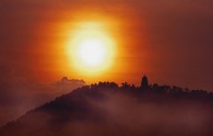 夕照順峰