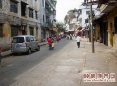 新觀光市場試營業(yè)，還是一個平民市場