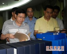 黃喜忠當(dāng)考官，抽檢倫教“三打兩建”工作