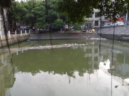 疏浚，還市民一渠暢通的流水