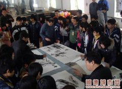 倫教請來專業畫師，為山區孩子授課
