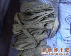 倫教：發霉腐竹“翻新”再流入市場