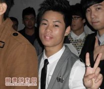 22歲小伙為尋音樂夢，三度登上“聲悅”