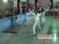 鎮街第一個專業擊劍館 或花落龍江