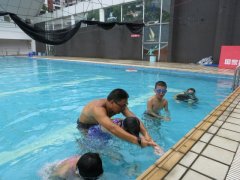 大良街道撥出10萬鼓勵孩子學游泳