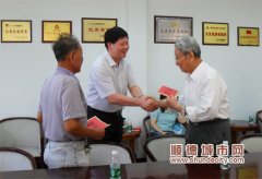 大良：中區社區黨代表每年換三分之一！