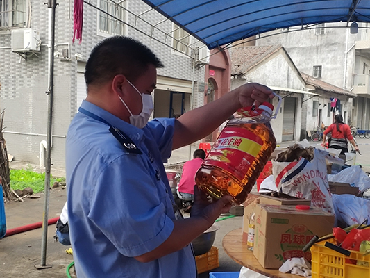 呂釗輝：做好食品安全工作，為民又為己